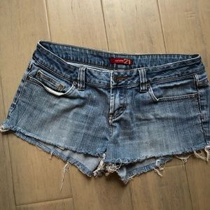 🌺3 for $30🌺 Cut off jean shorts